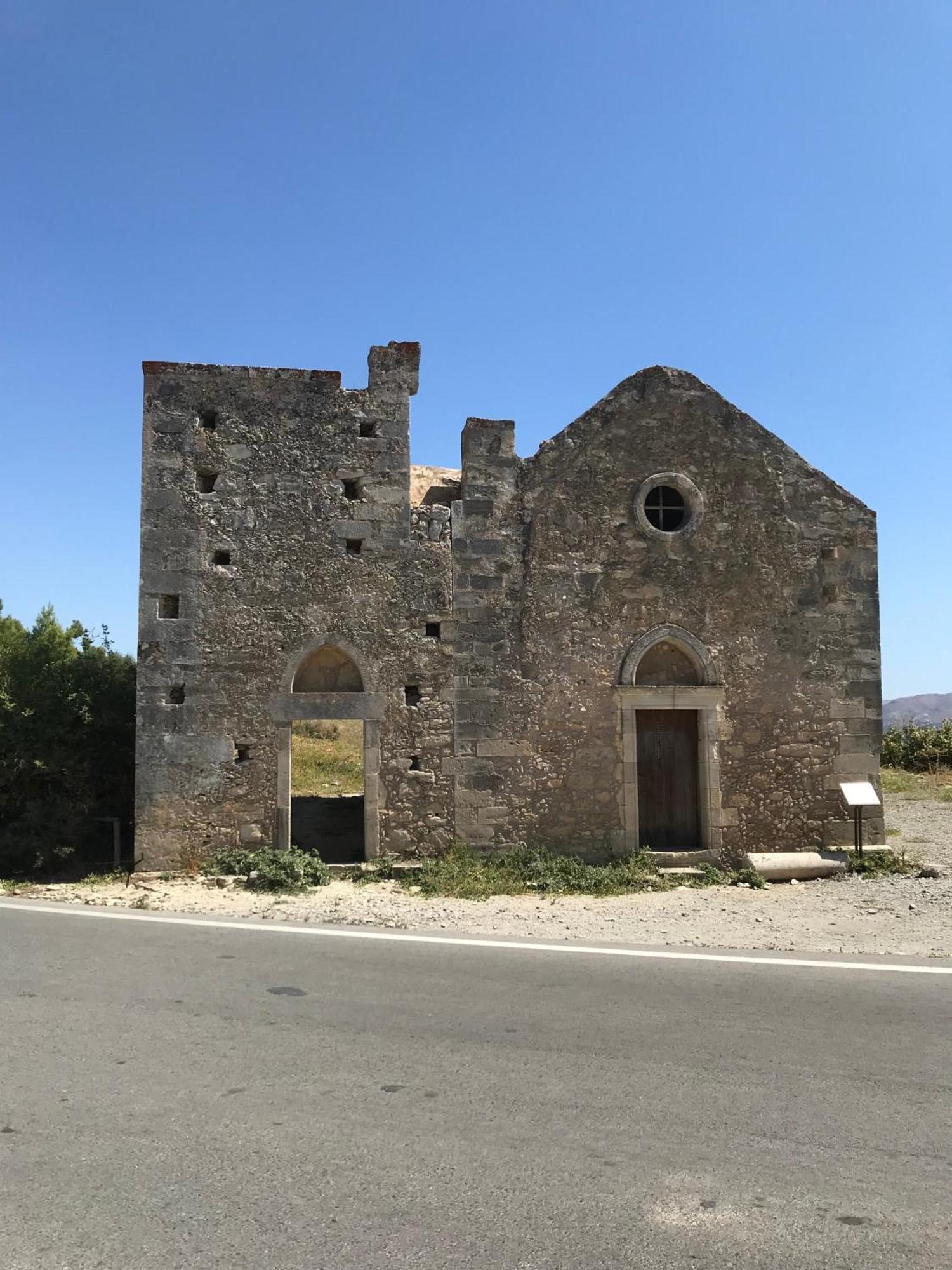 Aparthotel Eleni 2*